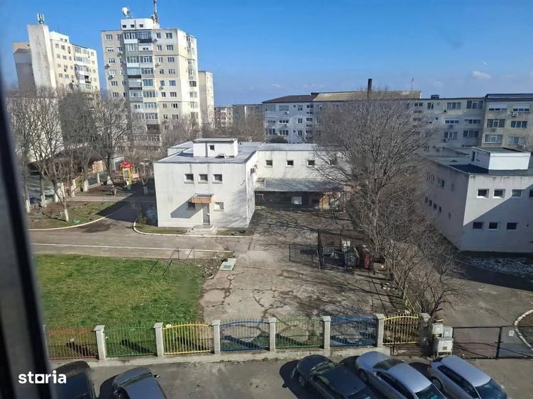 Apartament 2 camere, balcon, etaj 4 - 1