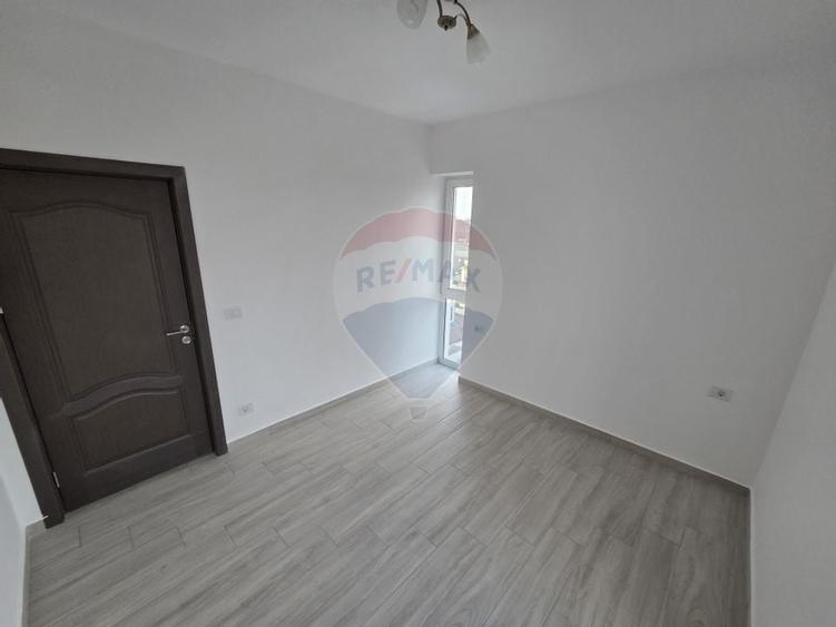 Apartament cu 2 camere cu loc parcare subteran - 4