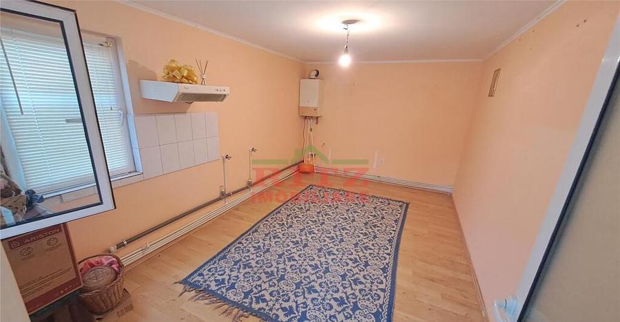 Casa Parter teren 500 mp in Perieti de /Schimb cu gars. - 3