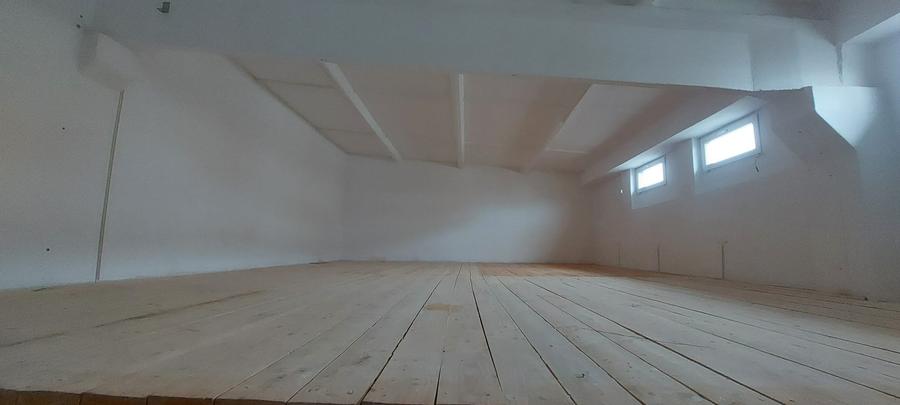 De inchiriat depozit 120 mp, central - 1