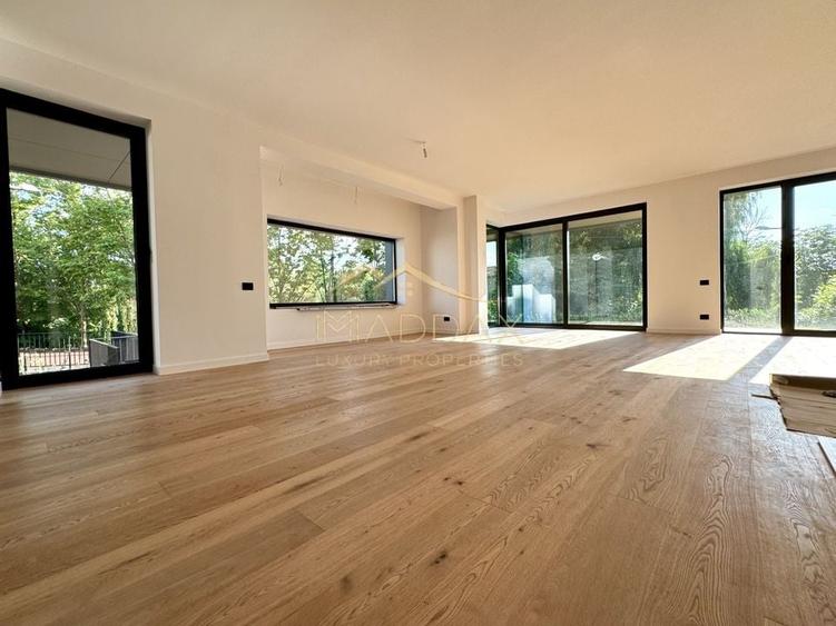 Vila cu 5 camere  *366mp* / Curte privată *315mp* / Pipera - Lake View - 13