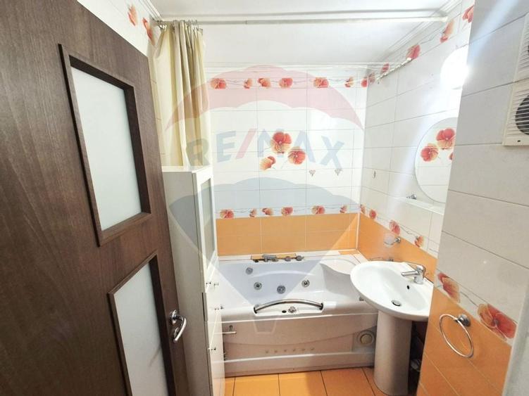 Garsoniera Drumul Taberei Metrou Favorit - 11