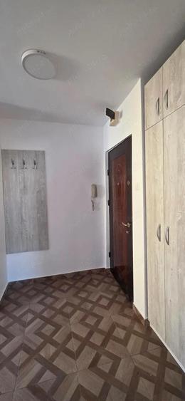 Apartament 2 camere , et 2 zona Independentei - 6