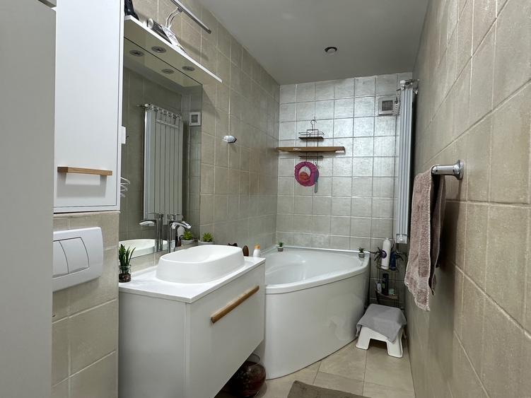 4 camere zona 2 Stejari / total renovat,mobilat.utilat - 5