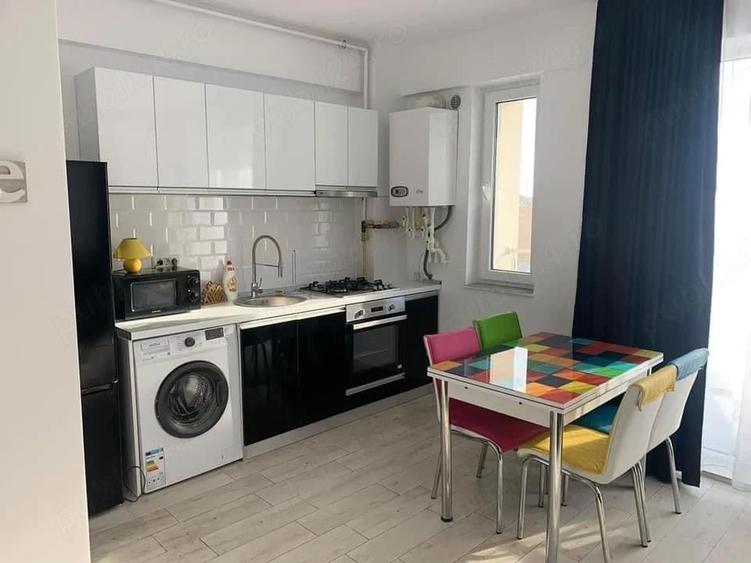Apartament de vanzare cu 2 camere, primul rand de la mare, complex Astoria Beach - 1