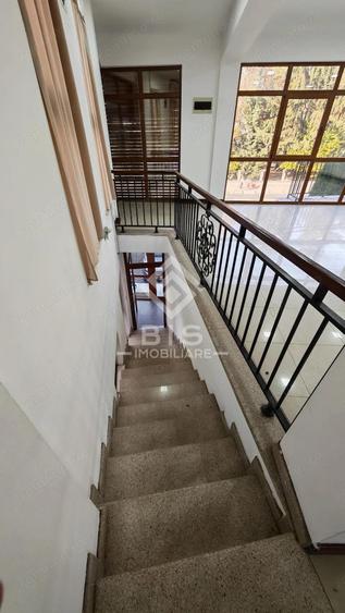 Spa?iu Generos de Inchiriat - 90 mp Utili - Zona Ultra-Centrala. - 11