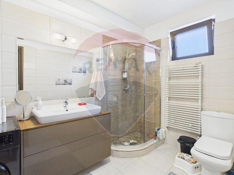 Vilă moderna si luminoasa 2011, cu 5 camere, 500mp curte si garaj - 6