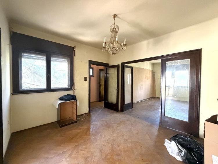 Apartament rar in vilă interbelică | pivniță și mansardă | acces separat - 1