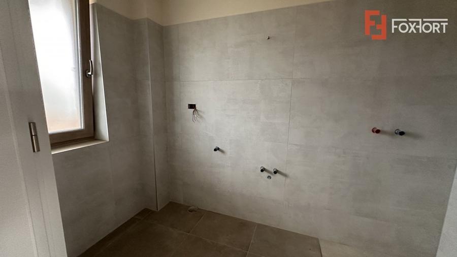 Duplex cu 5 camere despartit prin garaj, zona Giroc - 7