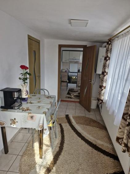 Casa frumoasa - zona linistita - 2