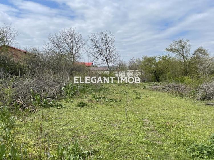 Teren cu deschidere mare la sosea in Corbeanca - 1