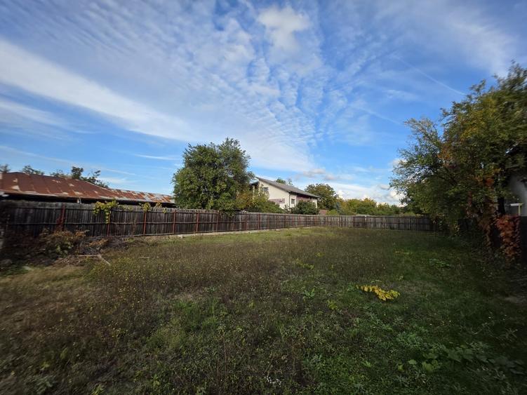 Teren de inchiriat cu vizibilitate DN1 - 4