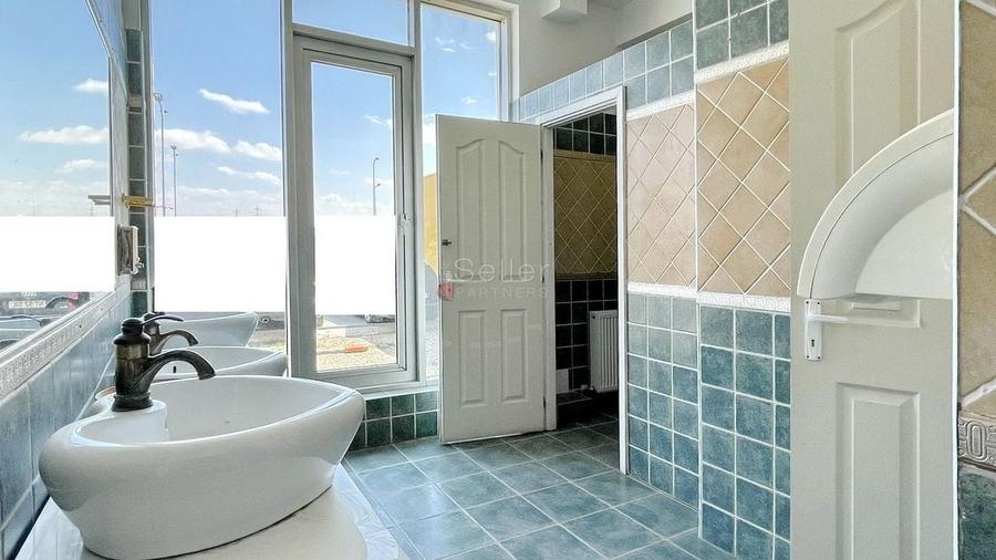 Spatiu Comercial cu Multiple Posibilitati de Exploatare - 13