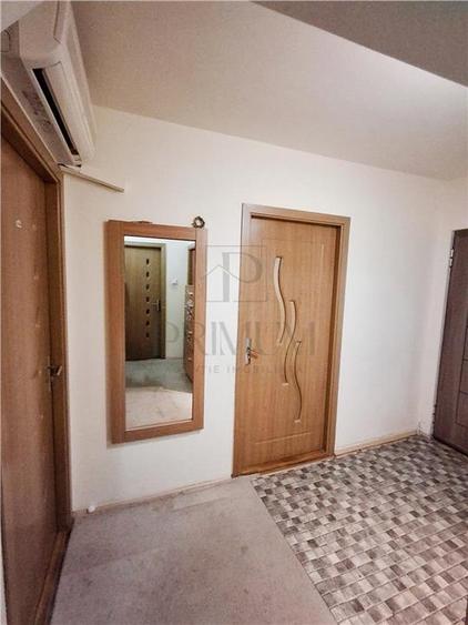 Aradului - 3 camere - decomandat - centrala proprie - ZONA EXCELENTA - 8