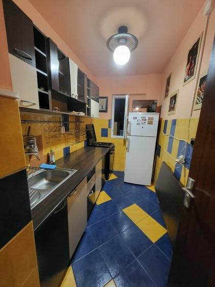 Garsonieră decomandată, mobilată în Tineretului
