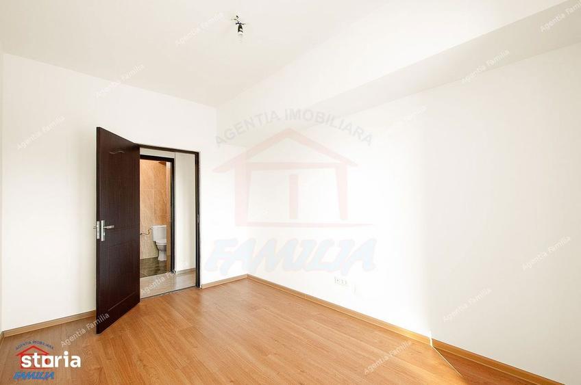 Apartament cu 2 camere decomandat în Micro 40