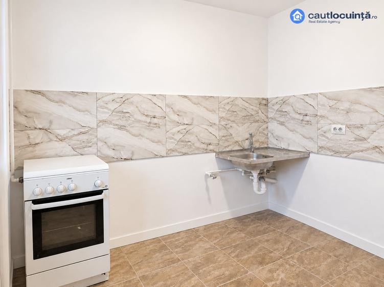 Apartament cu 3 camere decomandat în Dristor