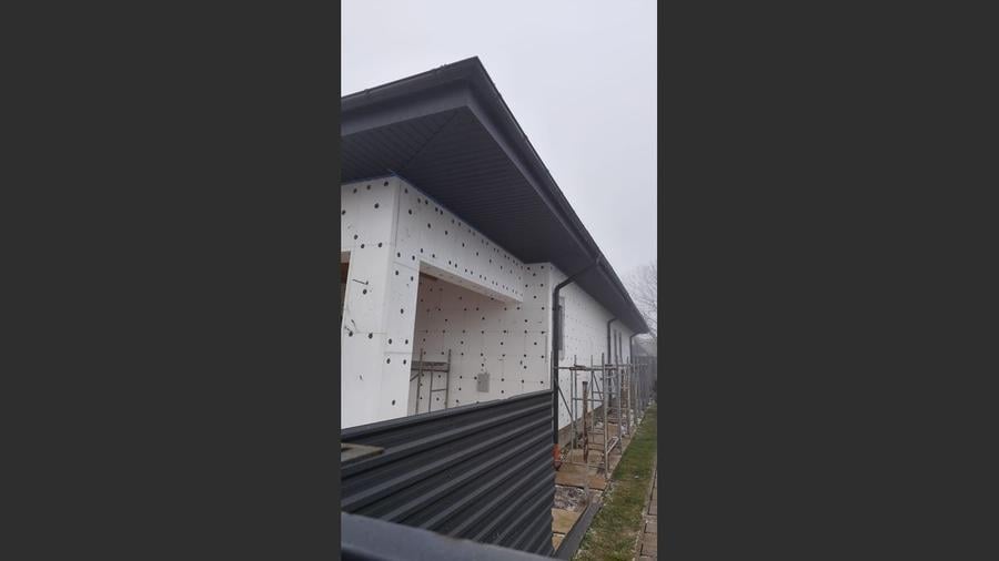 Casă cu 3 camere cu Teren 530 Mp în Central