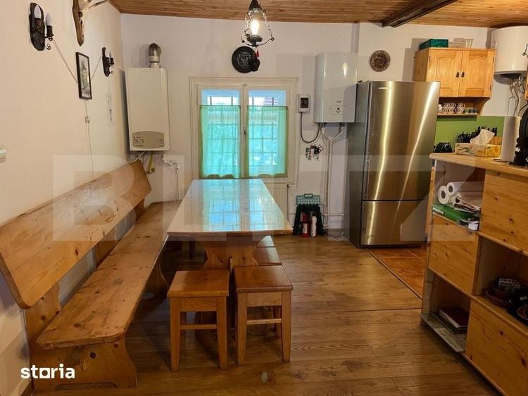 Casă cu 3 camere cu Teren 2243 Mp în Central