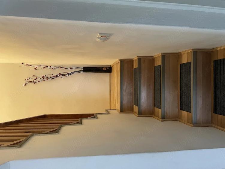 Casă cu Teren 1271 Mp în Breaza de Sus