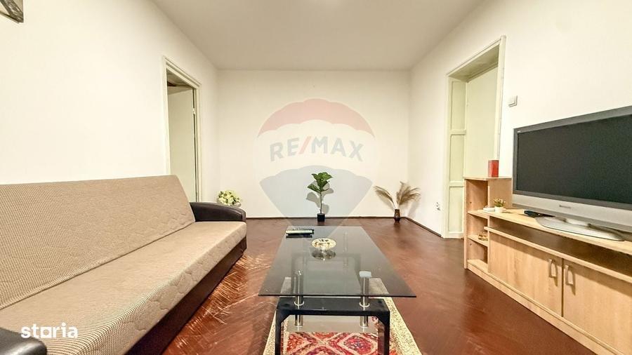 Apartament cu 2 camere semidecomandat în Jiului