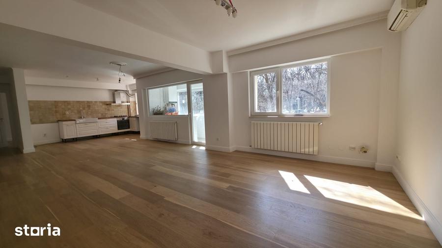 Apartament spa?ios ?i luminos, complet renovat, in apropierea Parcului - 1