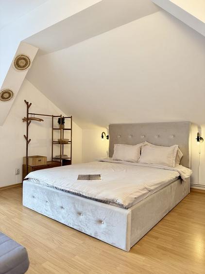 Casă cu 4 camere cu Teren 600 Mp în Central