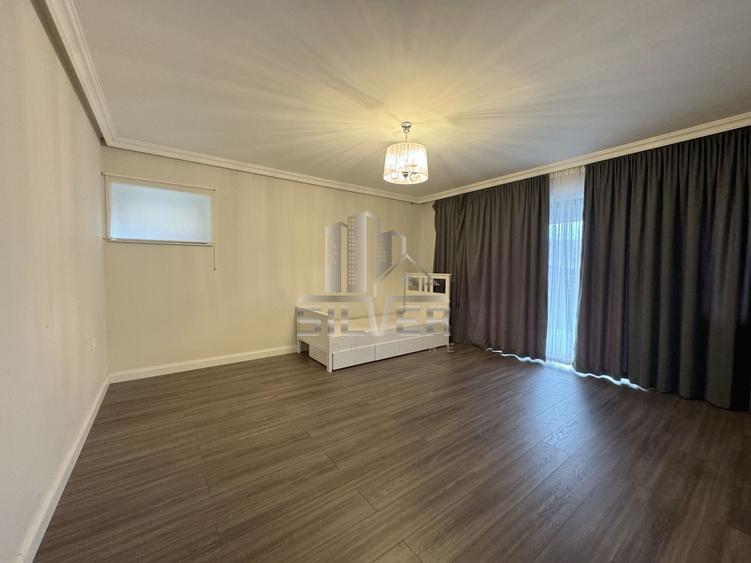 Duplex cu 3 camere cu Canalizare în Florești