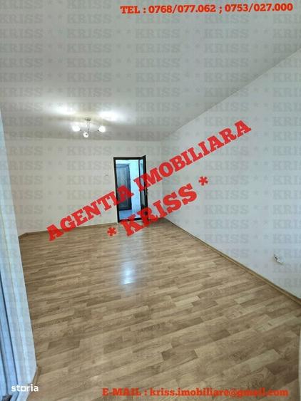 OFERTA! Garsoniera CRAIOVEI Confort 1 Etaj 3 Libera 33 Mp. - 3
