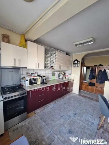 Apartament cu 2 camere decomandat în Între Lacuri