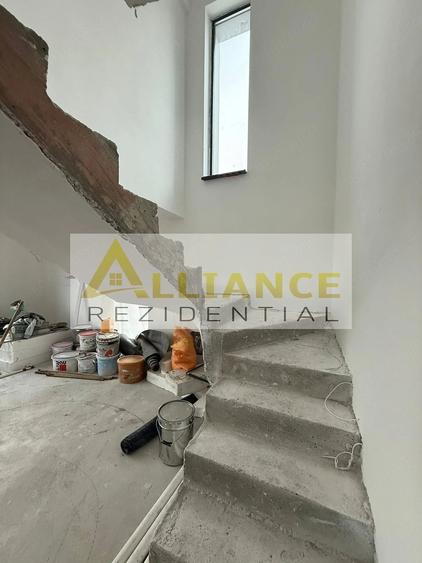 Casă cu Teren 257 Mp în Central