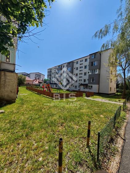 Apartament cu 2 camere semidecomandat în Decebal