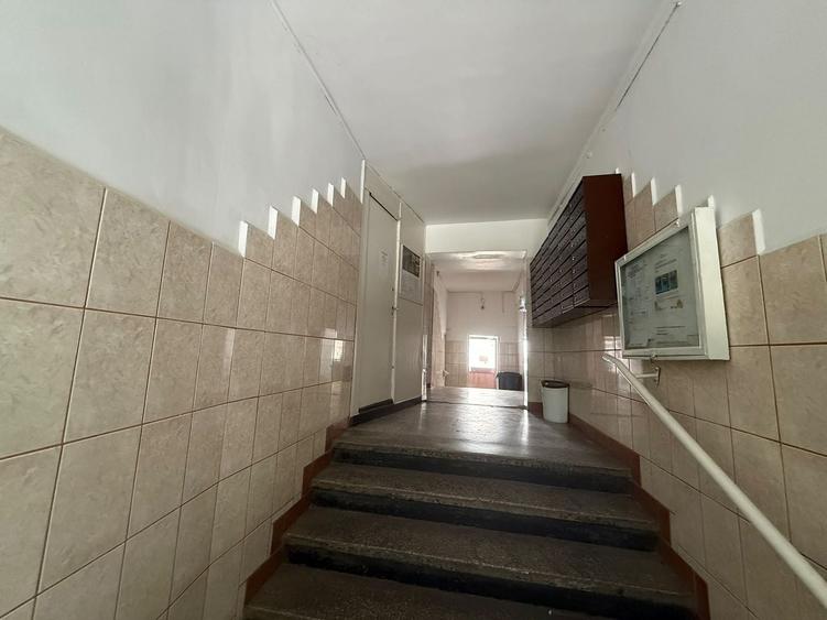 Garsonieră decomandată în Crângași