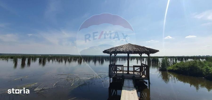Teren de 2683 mp, în Comana