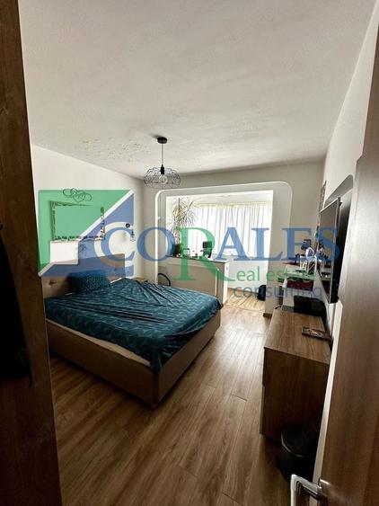 Apartament cu 4 camere decomandat, mobilat în Circumvalațiunii