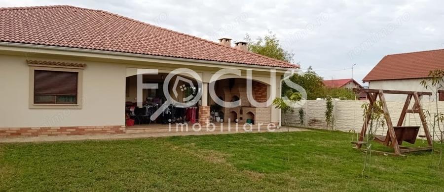 Casă cu 3 camere în Central