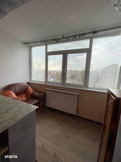Apartament cu 2 camere decomandat în Micro 21