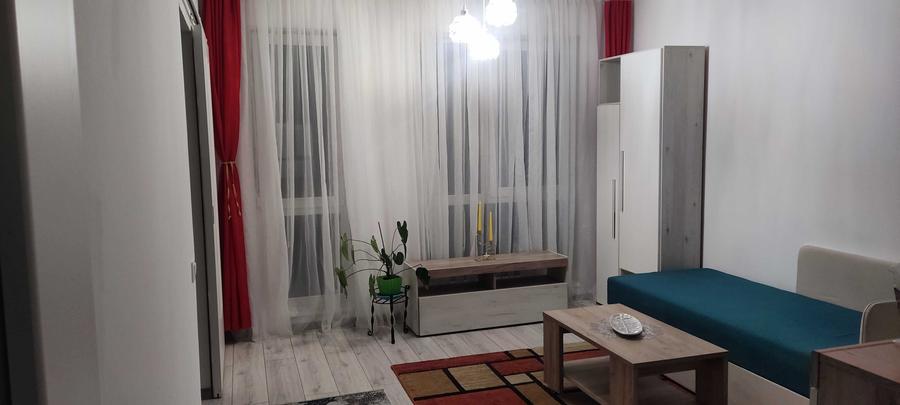Apartament cu 2 camere semidecomandat în Florești