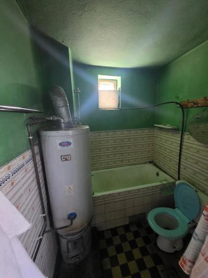 Casă cu 2 camere cu Teren 548 Mp în Crizbav