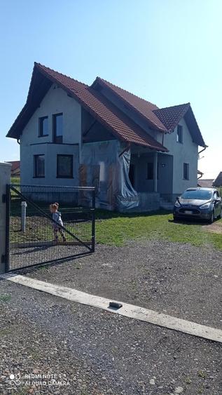 Casa noua loc Reghin, str Pometului, gradina 10 arii - 1