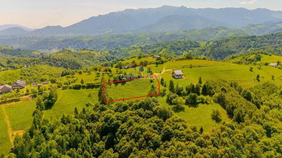 Teren extravilan 2,000mp Pestera / cabana vacanta/natura