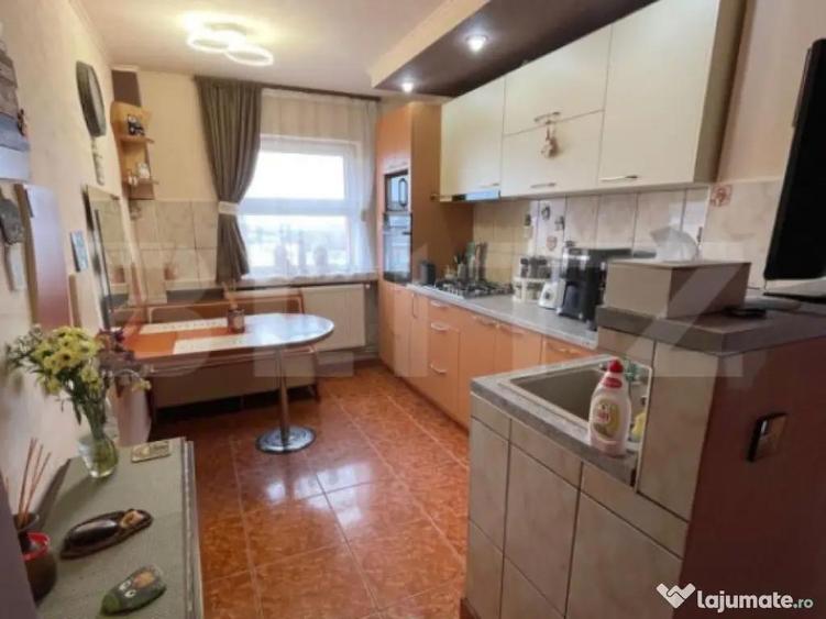 | Apartament cu camere | 62 mp, zona TRIAJ | - 3