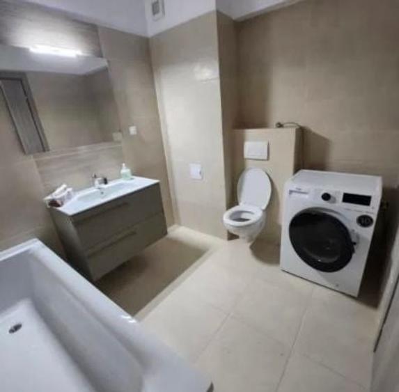 Apartament cu 1 camera, cu LOC DE PARCARE INCLUS IN PRET, zona Dacia - 4