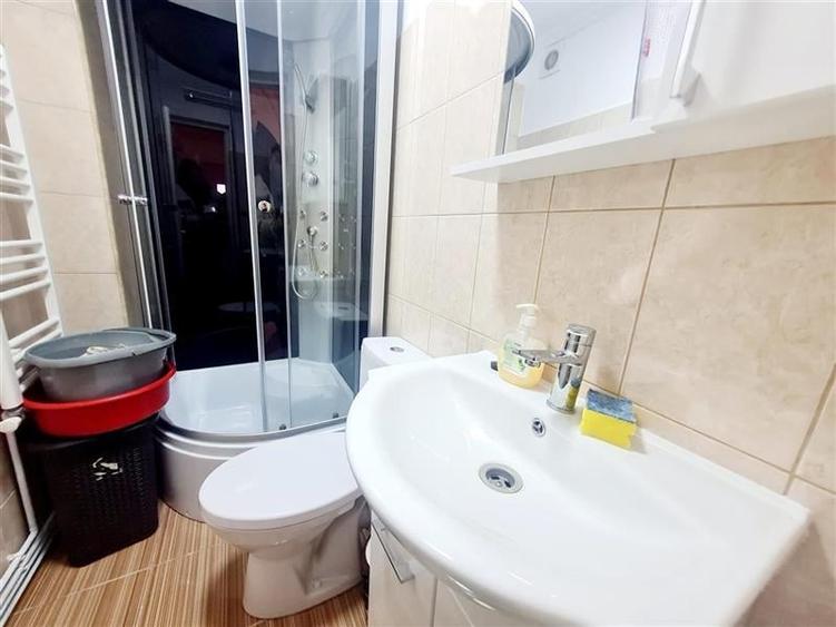 Corp de casa, proprietate tip studio, gata de mutat, Central, Brasov - 2