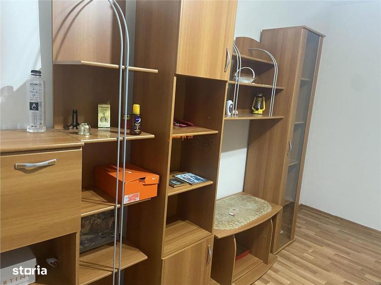 Apartament 2 camere , cartier Sud, et 14, decomandat, mobilat si utila - 9
