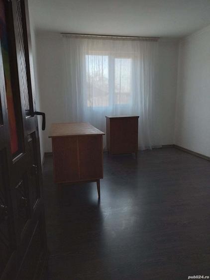 Vand casa 3 camere - 3