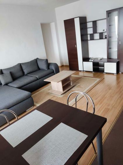 Inchiriez apartament 2 camere - 1