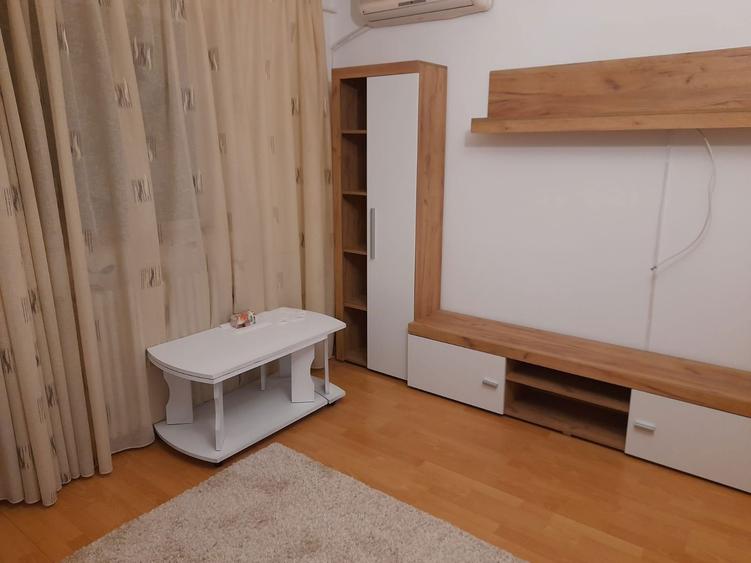 Inchiriez apartament 2 camere - 5