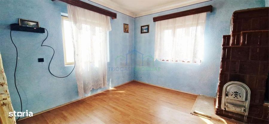 Casa Bradesti , teren intravilan 7952 mp , deschidere 33 m la DE 70 - 6