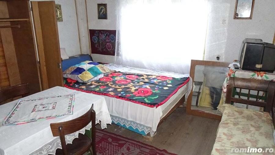 Vand casa curte si gradina in Branisca (la 15 Km de Municipiul Deva), suprafata de teren 2245 mp - 9